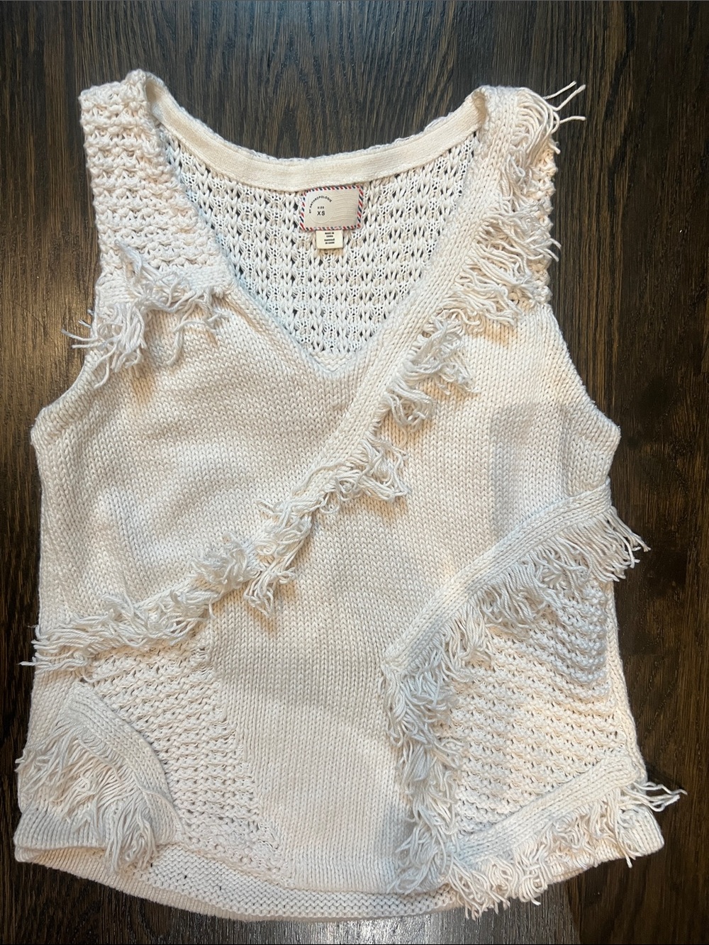 By Anthropologie Fringed Knit Sleeveless Top in Cream | XS